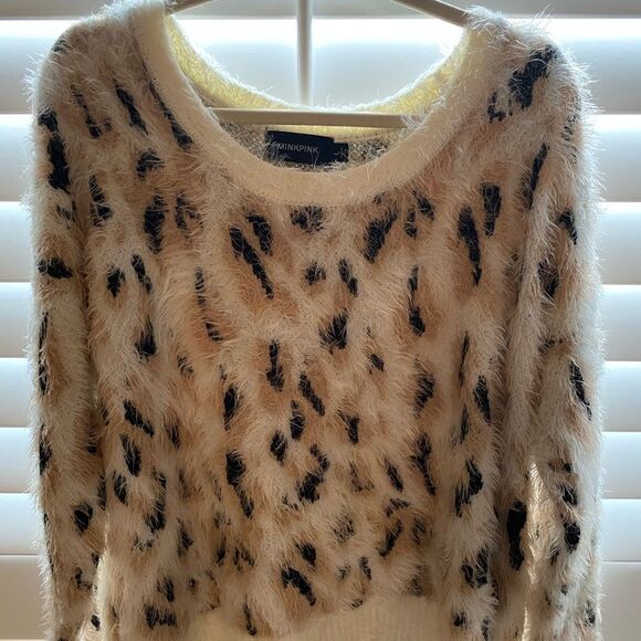NWOT MinkPink Cheetah Print Oversized Sweater Size L - Picture 6 of 9